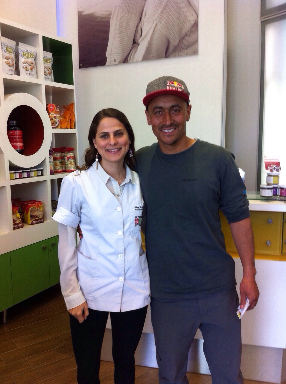Apoyando Ramón Navarro destacado Surfista nacional con su Plan de Alimentación